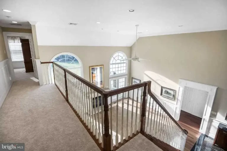 520cc420c3ea8f61f36473b9efc05f22-uncropped_scaled_within_1536_1152