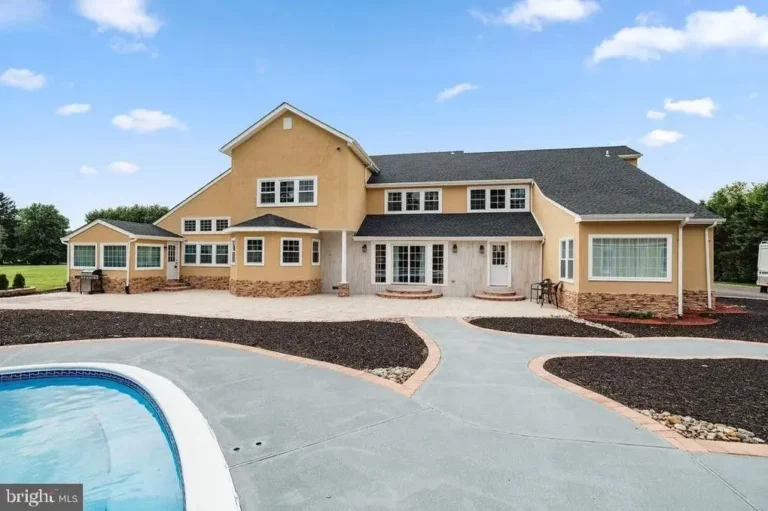 ffa79f88a9f7b3c75eeb8114f1e7a2afl-m3204634416xd-w1020_h770_q80